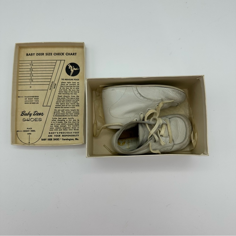 Vintage Baby Deer training shoes‎ size 4